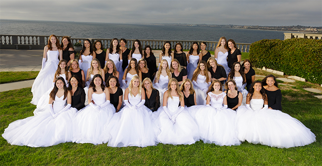 Las Ninas and Las Madrecitas - mothers and daughters